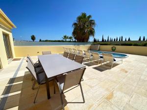 Fantastic Villa, Private Pool, BBQ, AC and Wi-Fi