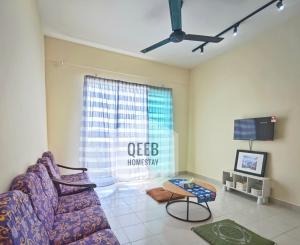 Qeeb Homestay