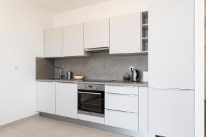 Nava-Apartment with beutiful view and garage space