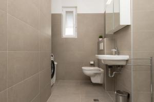 Nava-Apartment with beutiful view and garage space