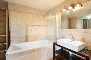 GuestReady - Séjour Chic au Cœur de Paris