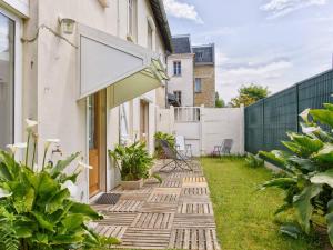 Maisons de vacances Maison de vacances familiale pres des commerces et plage a Merville Franceville - FR-1-788-10 : photos des chambres