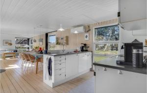 Three-Bedroom Holiday Home In Millinge