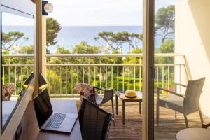 Hotels Luxotel Cannes : photos des chambres