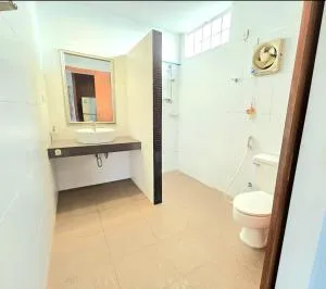 Family room - 班昌