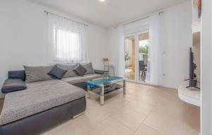 Cozy Apartment In Sveti Petar Na Moru