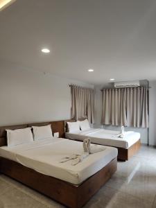 Hotel TrushaDham Near to Mahalaxmi Temple Kolhapur