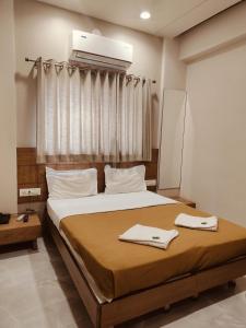 Hotel TrushaDham Near to Mahalaxmi Temple Kolhapur