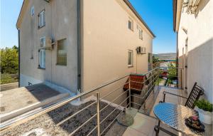 Cozy Apartment In Seline With Wifi