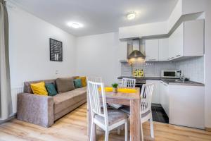 Elagant City Nest Two