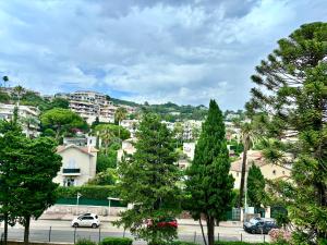 Hotels Luxotel Cannes : photos des chambres