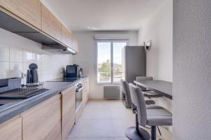 Appartements Lovely Bordeaux flat with parking : photos des chambres