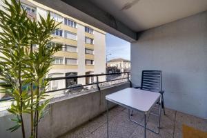 Appartements Lovely Bordeaux flat with parking : photos des chambres
