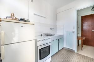 A056 - Nice Studio Cannes centre with parking