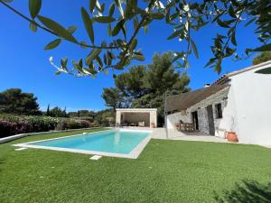 AU COIN DES LUQUETTES