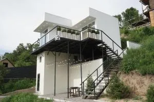 Домик 2 Kok Tobe Village - Yubileynoye