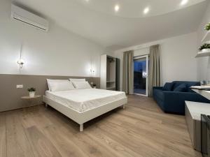 Tenuta57 - NUOVISSIMO B&B - IMMERSO NELLA TRANQUILLITÀ - POCHI MINUTI DAL MARE DI TERRACINA - PRIVATE PARKING - FREE WI-FI