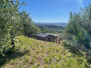 Mobil-home en pleine nature à 3 mins du Lac du Salagou avec vue panoramique