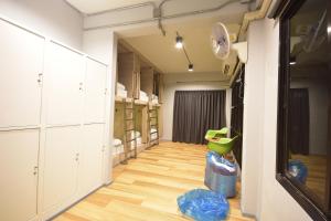 Bangkok Silom chat box hostel