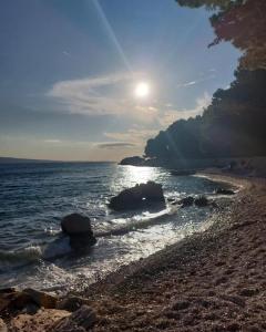 Graceful LJUPKA GETAWAY by the sea - Lokva Rogoznica, Omiš