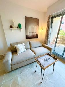 Studio centre ville- Grand balcon-Meublé BoConcept