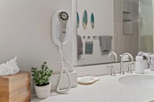 Oceanfront Paradise: Fully Remodeled Ground Floor Condo (HKOK119)