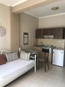 Melinas Home - Makrikhórion