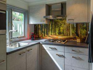 COZY & SPACIOUS PLACE ON A QUIET SPOT IN THE MIDDLE OF THE NETHERLANDS with free use of 2 womens and 2 mens bikes plus child seat