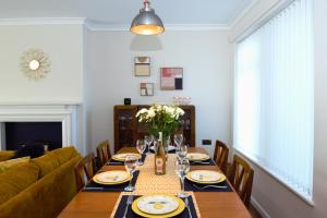 Family Seaside Bungalow - Max 6 Adults Only