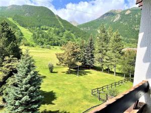 Studio cosy avec coin montagne, proche télésiège et commerces, parking privé, retour ski direct! - FR-1-330F-187