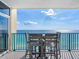 Jade East Towers 1450 by Newman-Dailey