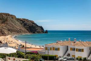 Seascape - Escape to the seaside