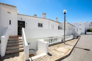 Seascape - Escape to the seaside