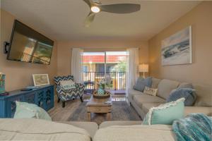 Pelican Inlet D229- The Chubby Mermaid