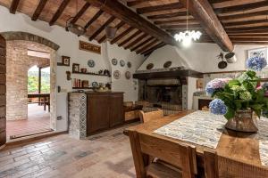 Tenuta Acquabona - intero casale