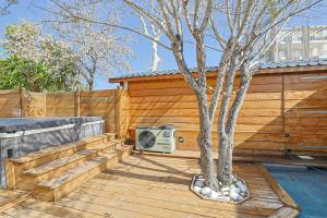 Villas Maison avec Piscine et Jacuzzi Proche des plages : photos des chambres