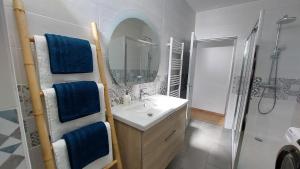 Appartements Aux-Cerfs - A deux pas de l-Abbaye : photos des chambres