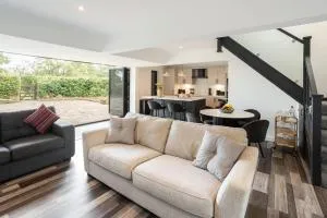 Host & Stay - The Stable - Hollington