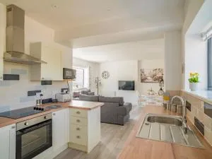 Stunning modern apartment in the Cotswolds - Brimscombe