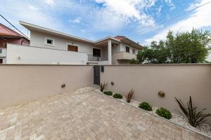 Find Your Haven in Morena Celeste Seaside Puntamika Apartments!