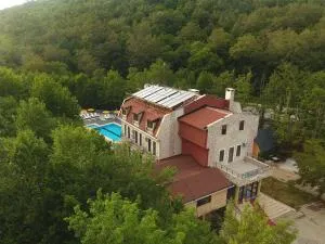 Butterfly Butik Hotel - 埃迪尔内