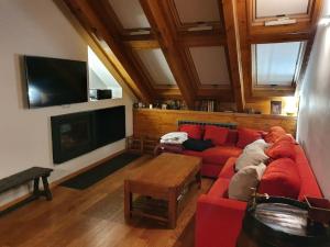 Precioso ático Esterri Aneu