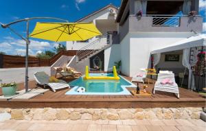 Pet Friendly Home In Tinj With Jacuzzi