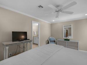 Palms of Dune Allen 107 by Newman-Dailey