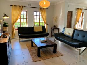 Paarl Crystal Family Home