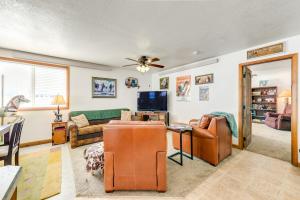 Thayne Retreat w Mountain Views - Near Trails!