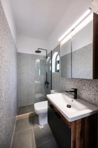 AMMOS FAMILY APARTMENTS