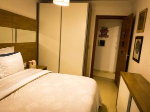 Apartamento Luxuoso no Cond Vista do Quilombo a 50 metros do Hard Rock Café