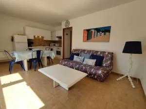 Maisonnette à Chaucre en résidence avec piscine collective - Chaucre