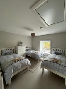 Mary’s Seaview Clifden